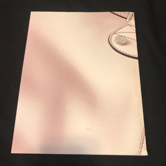 GUCCI Women’s Collection Summer 2010 Catalog NEW UNUSED VINTAGE - Picture 3 of 9